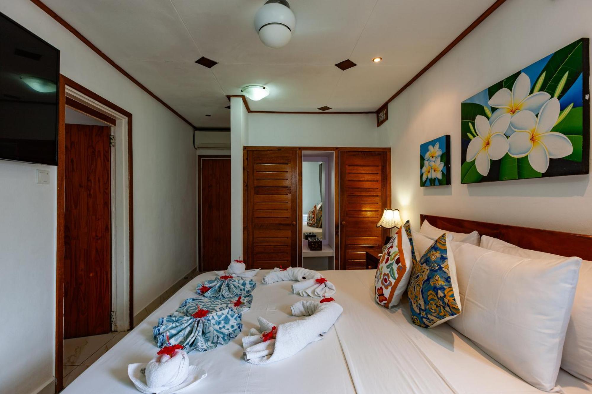 Sea View Lodge Baie Sainte Anne Ngoại thất bức ảnh