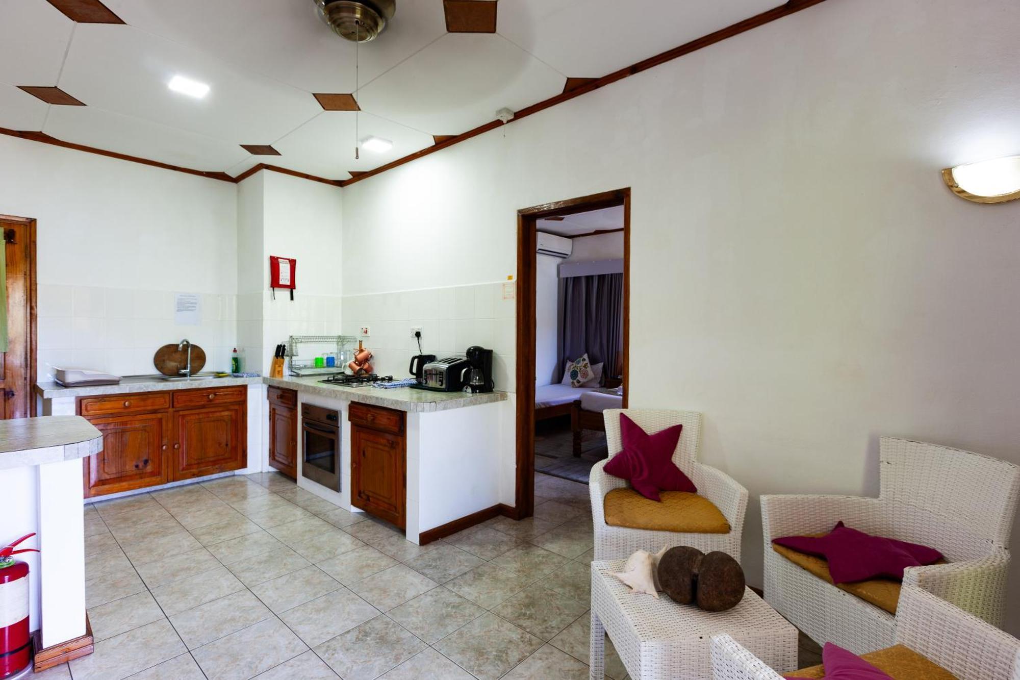 Sea View Lodge Baie Sainte Anne Ngoại thất bức ảnh