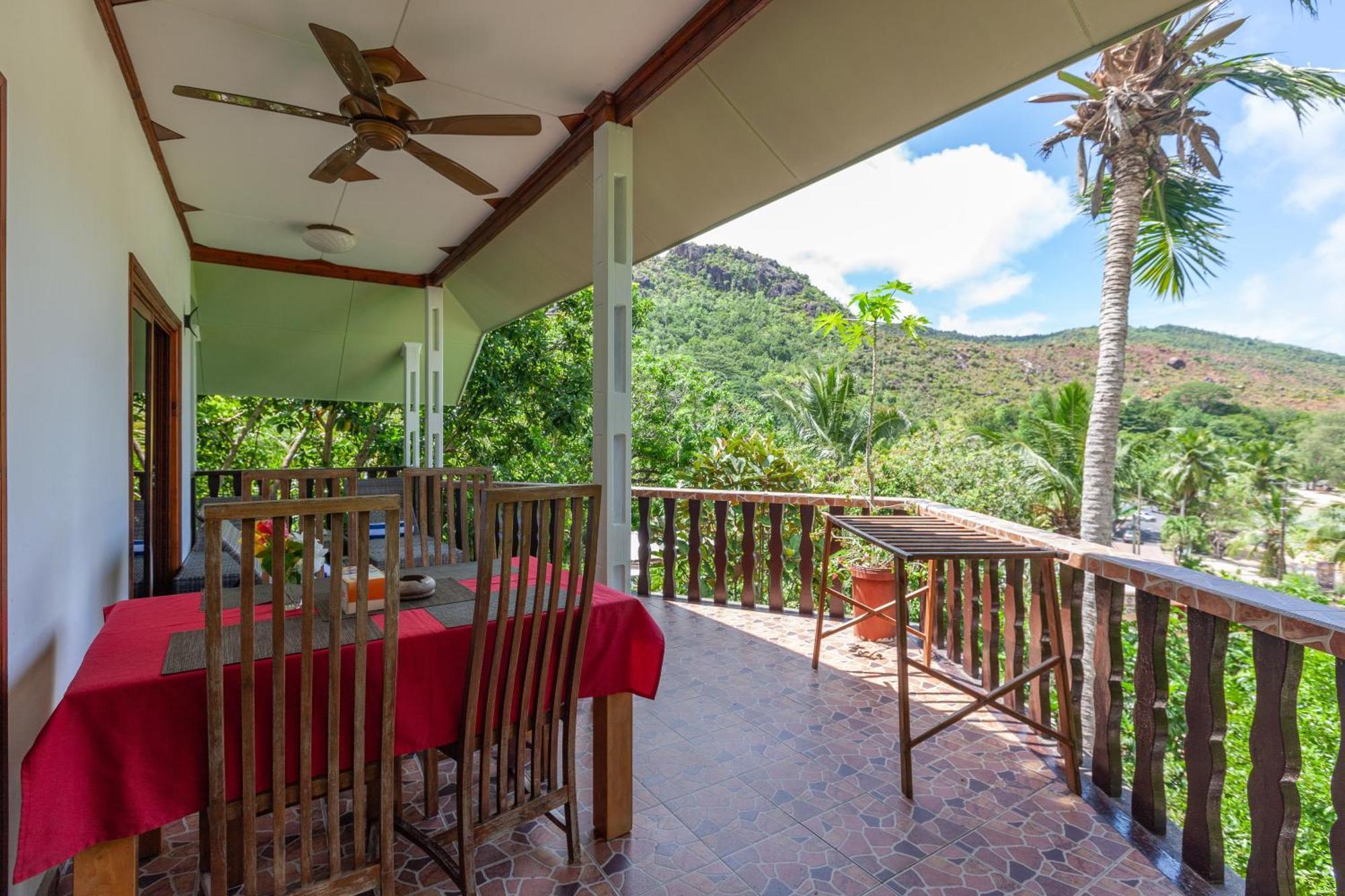 Sea View Lodge Baie Sainte Anne Ngoại thất bức ảnh