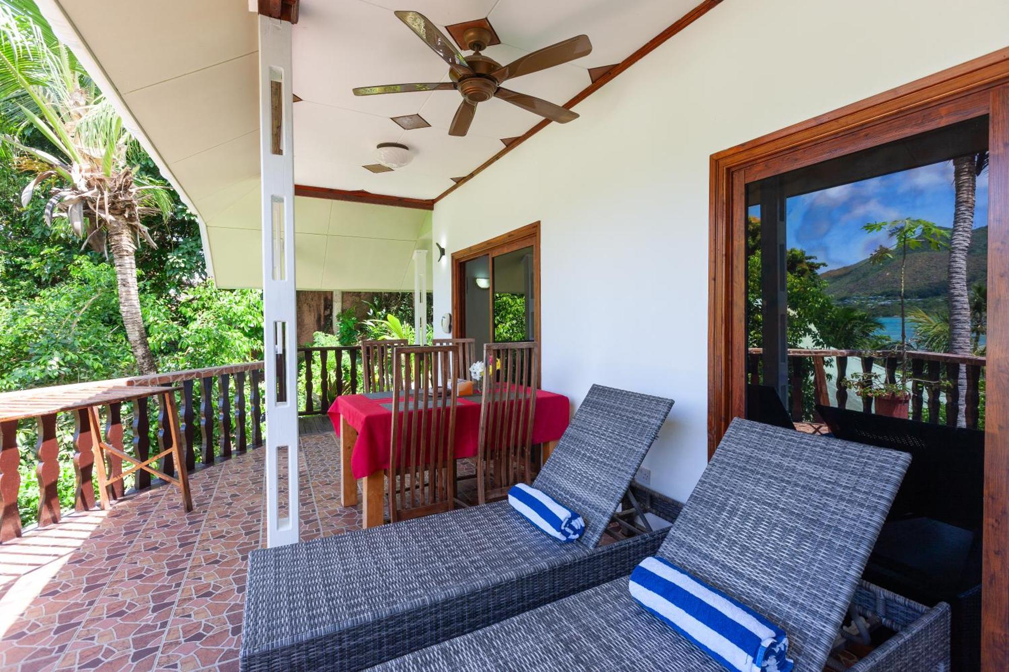 Sea View Lodge Baie Sainte Anne Ngoại thất bức ảnh