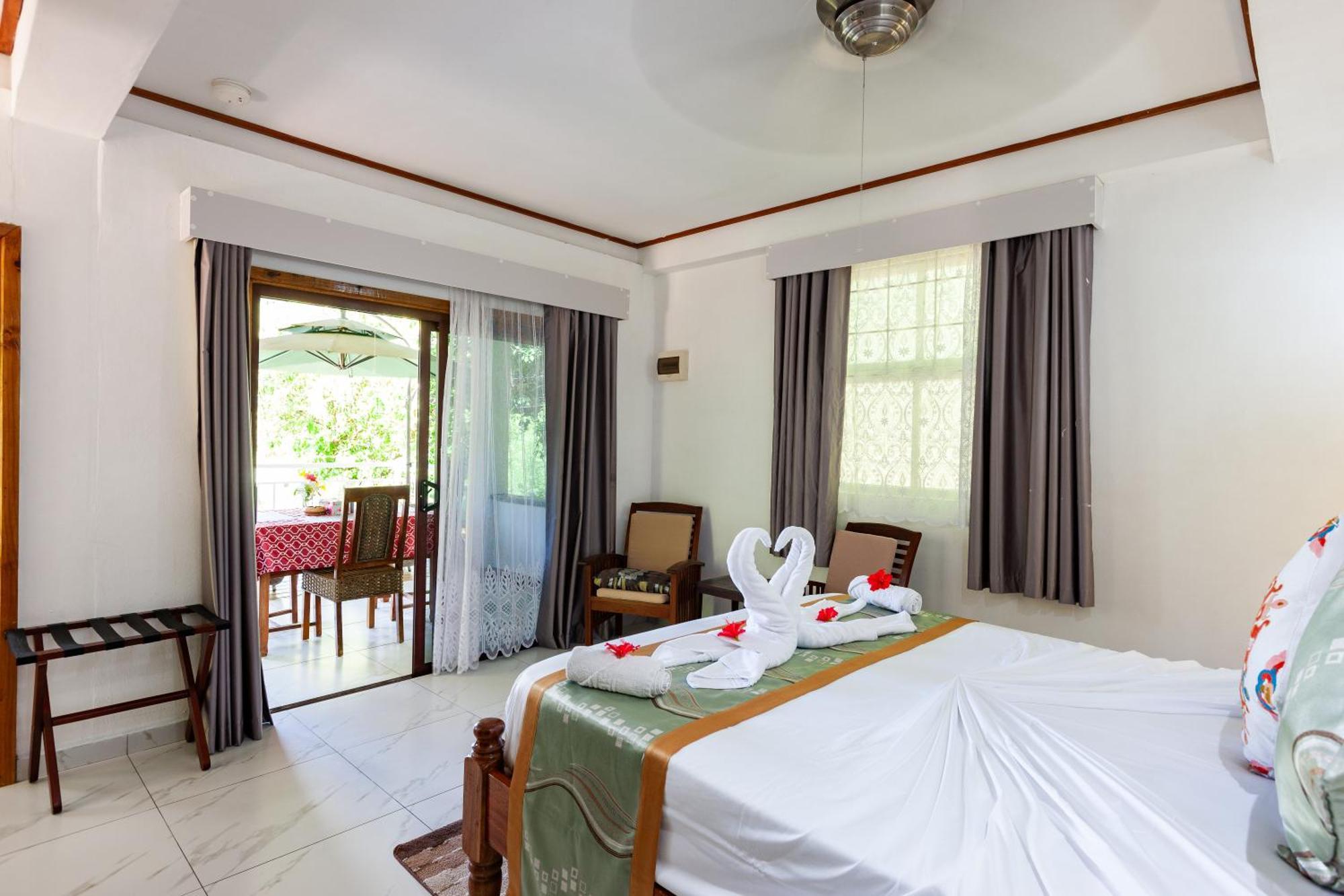 Sea View Lodge Baie Sainte Anne Ngoại thất bức ảnh