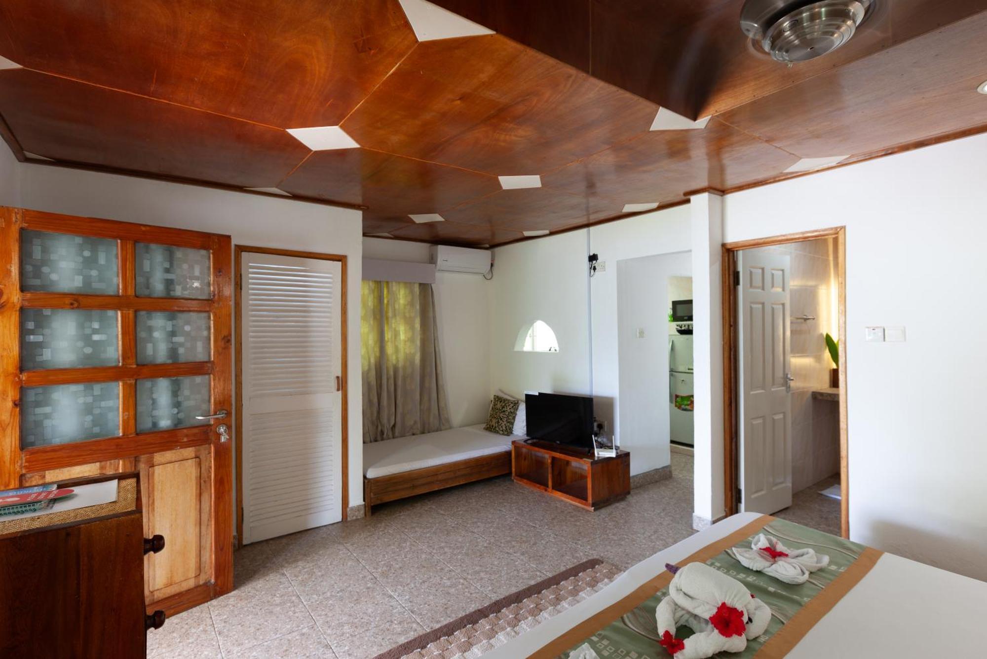 Sea View Lodge Baie Sainte Anne Ngoại thất bức ảnh