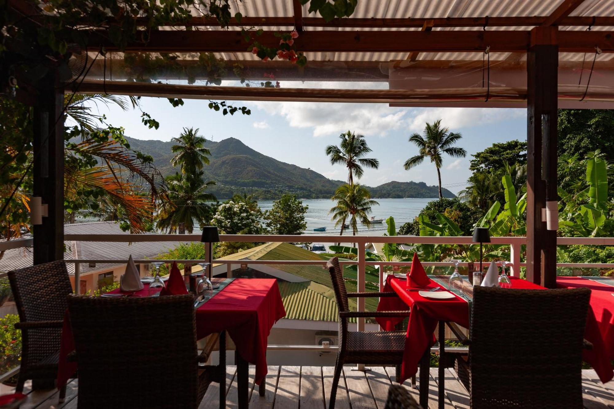Sea View Lodge Baie Sainte Anne Ngoại thất bức ảnh