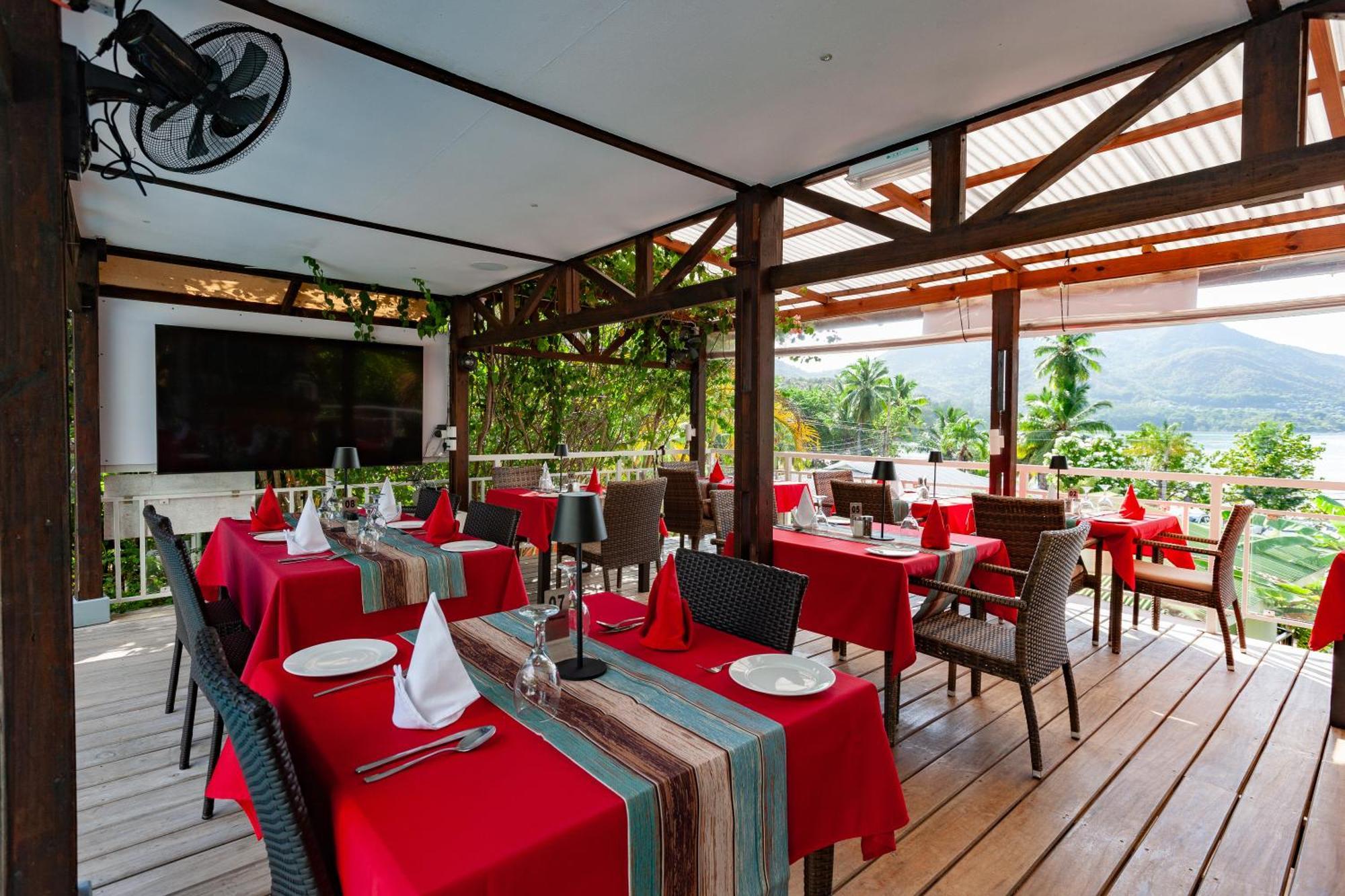 Sea View Lodge Baie Sainte Anne Ngoại thất bức ảnh