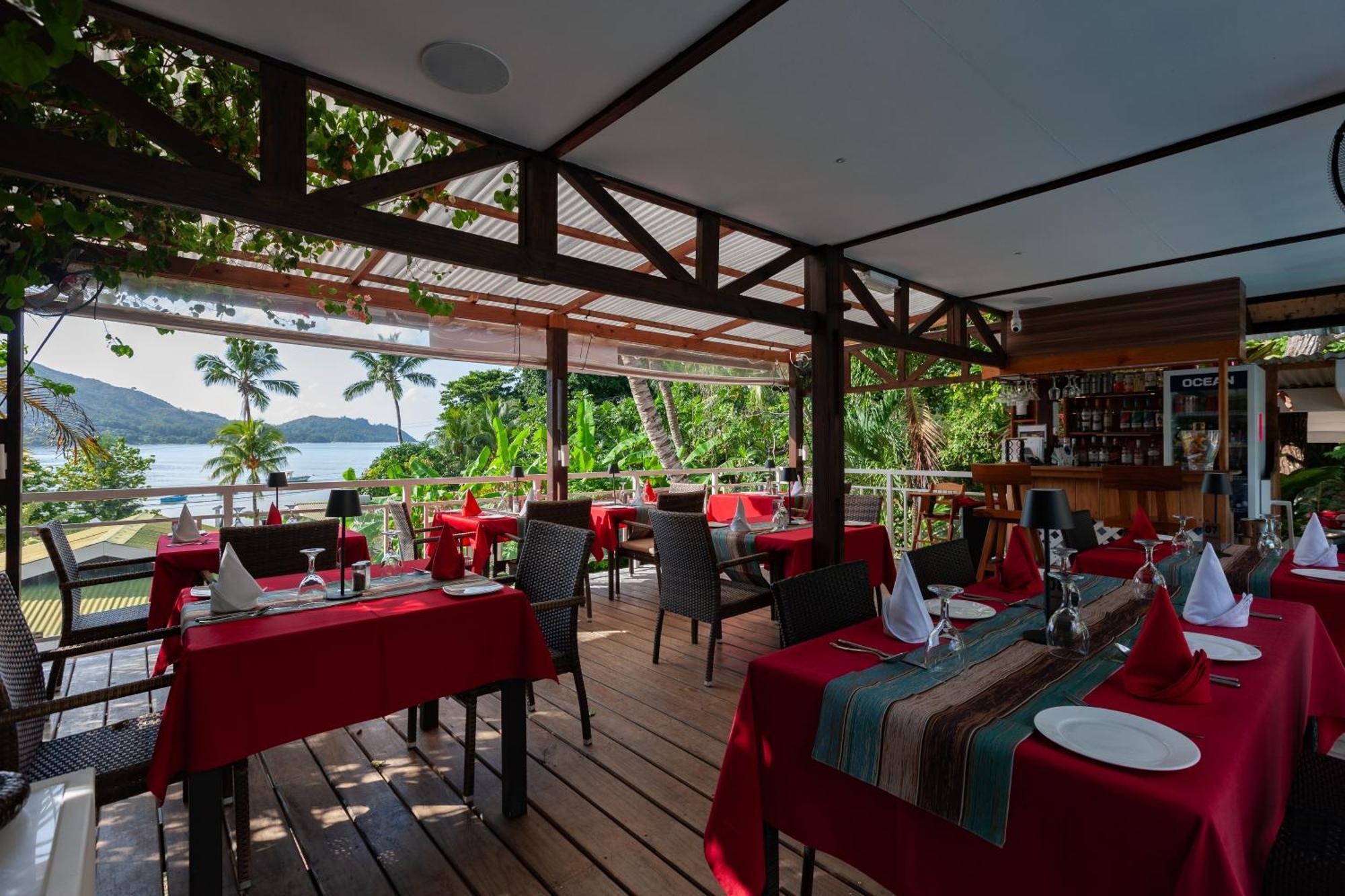 Sea View Lodge Baie Sainte Anne Ngoại thất bức ảnh