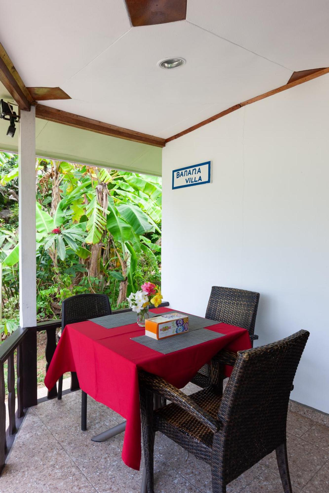 Sea View Lodge Baie Sainte Anne Ngoại thất bức ảnh