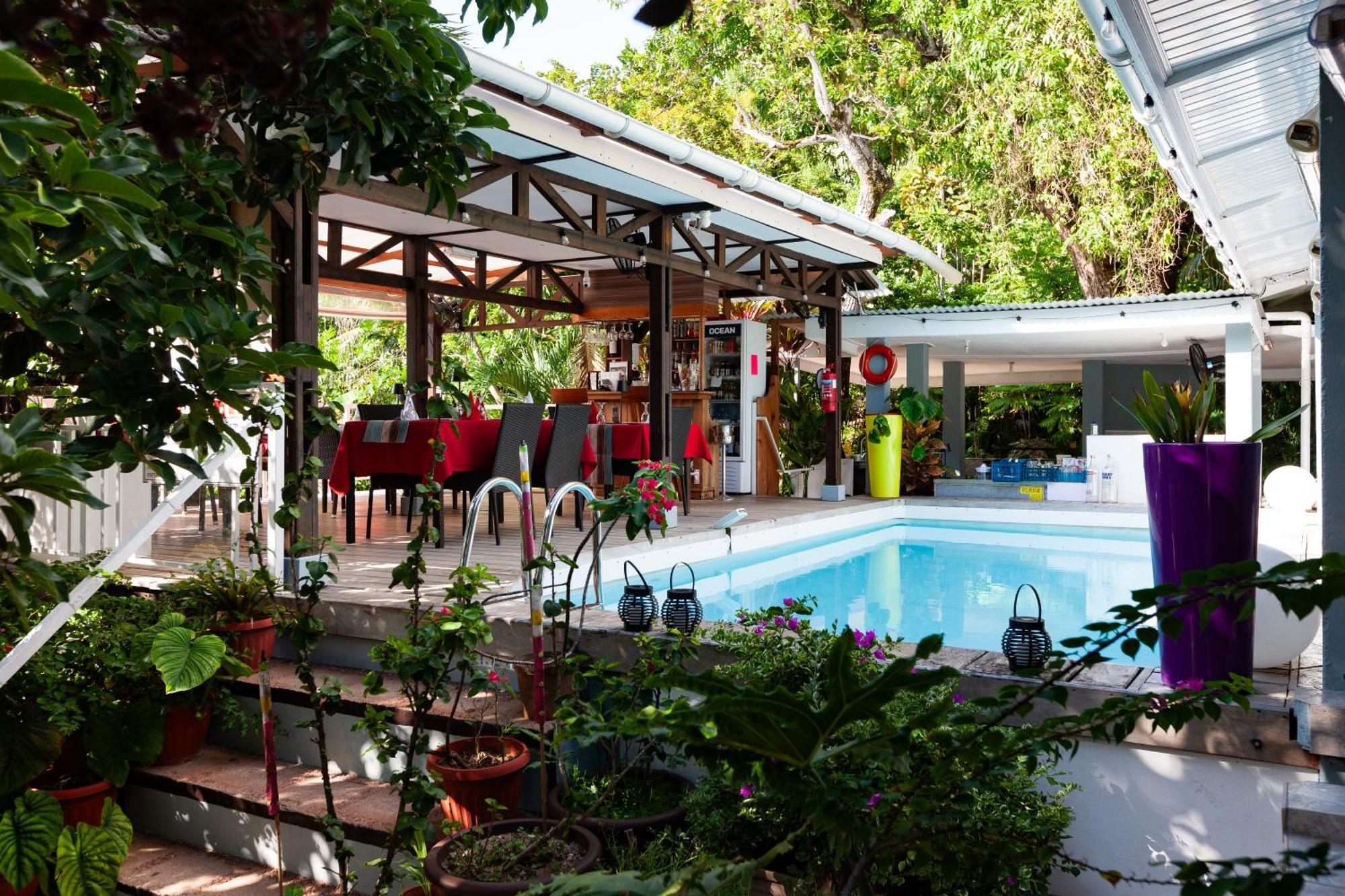 Sea View Lodge Baie Sainte Anne Ngoại thất bức ảnh