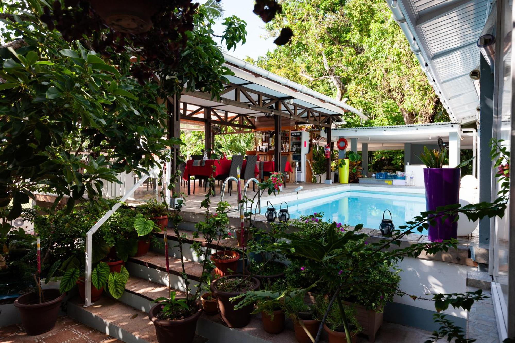 Sea View Lodge Baie Sainte Anne Ngoại thất bức ảnh